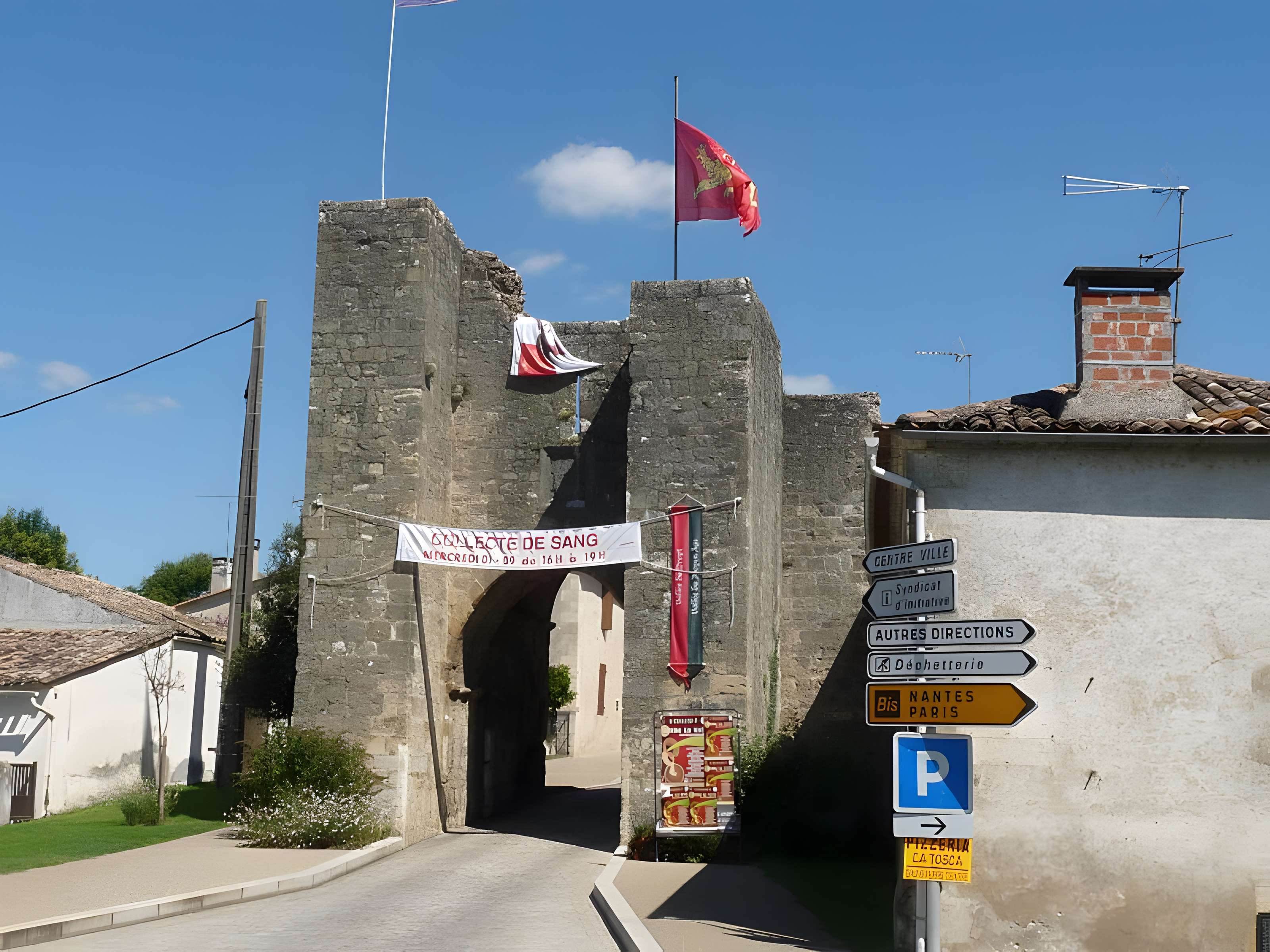 Portes de ville de Sauveterre-de-Guyenne