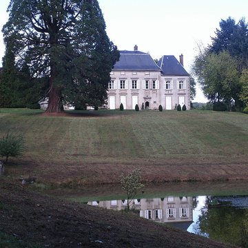 Château des Essarts, à Beaune-les-Mines