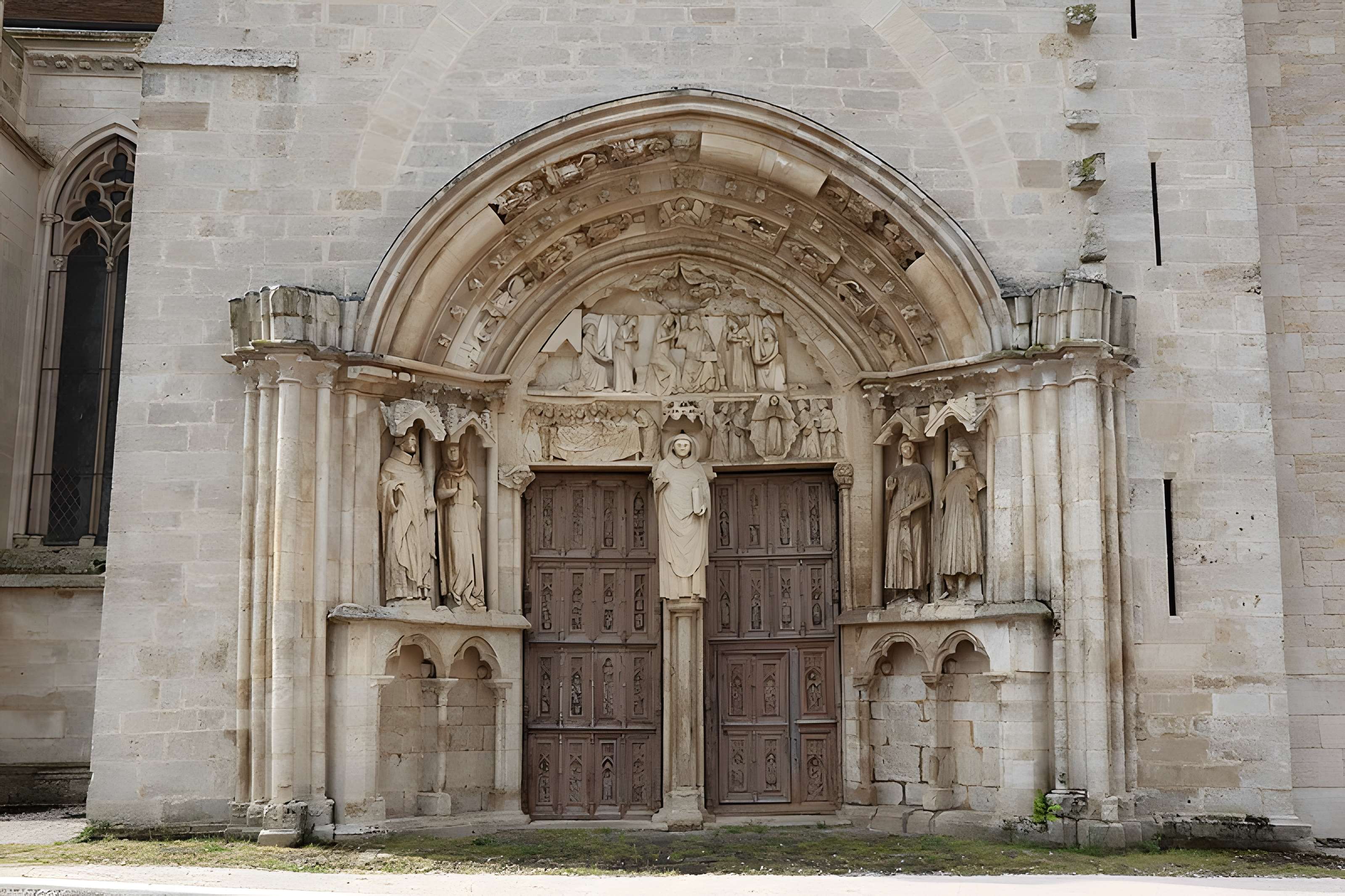 Prieuré de Saint-Thibault