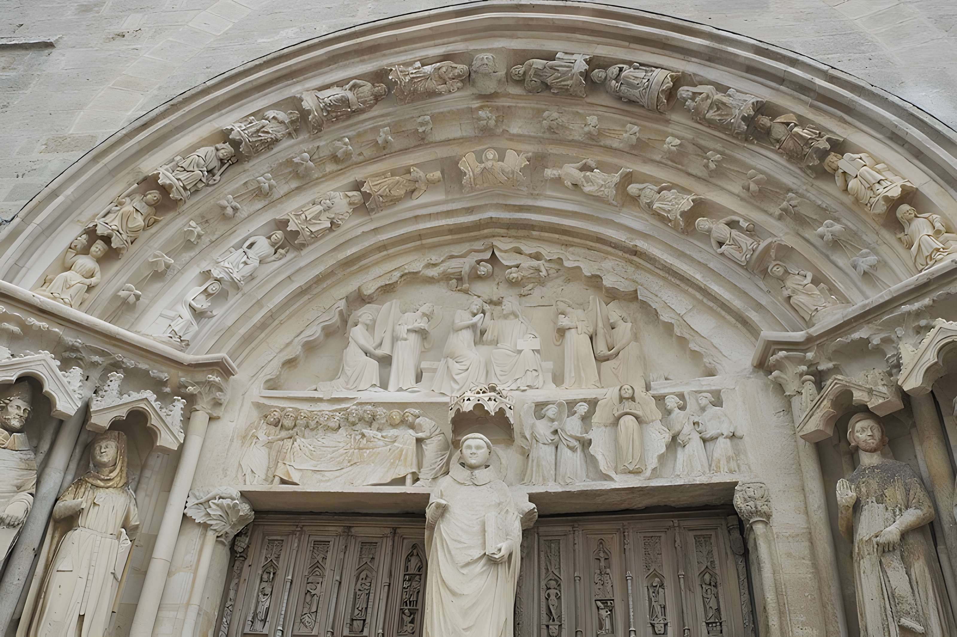 Prieuré de Saint-Thibault