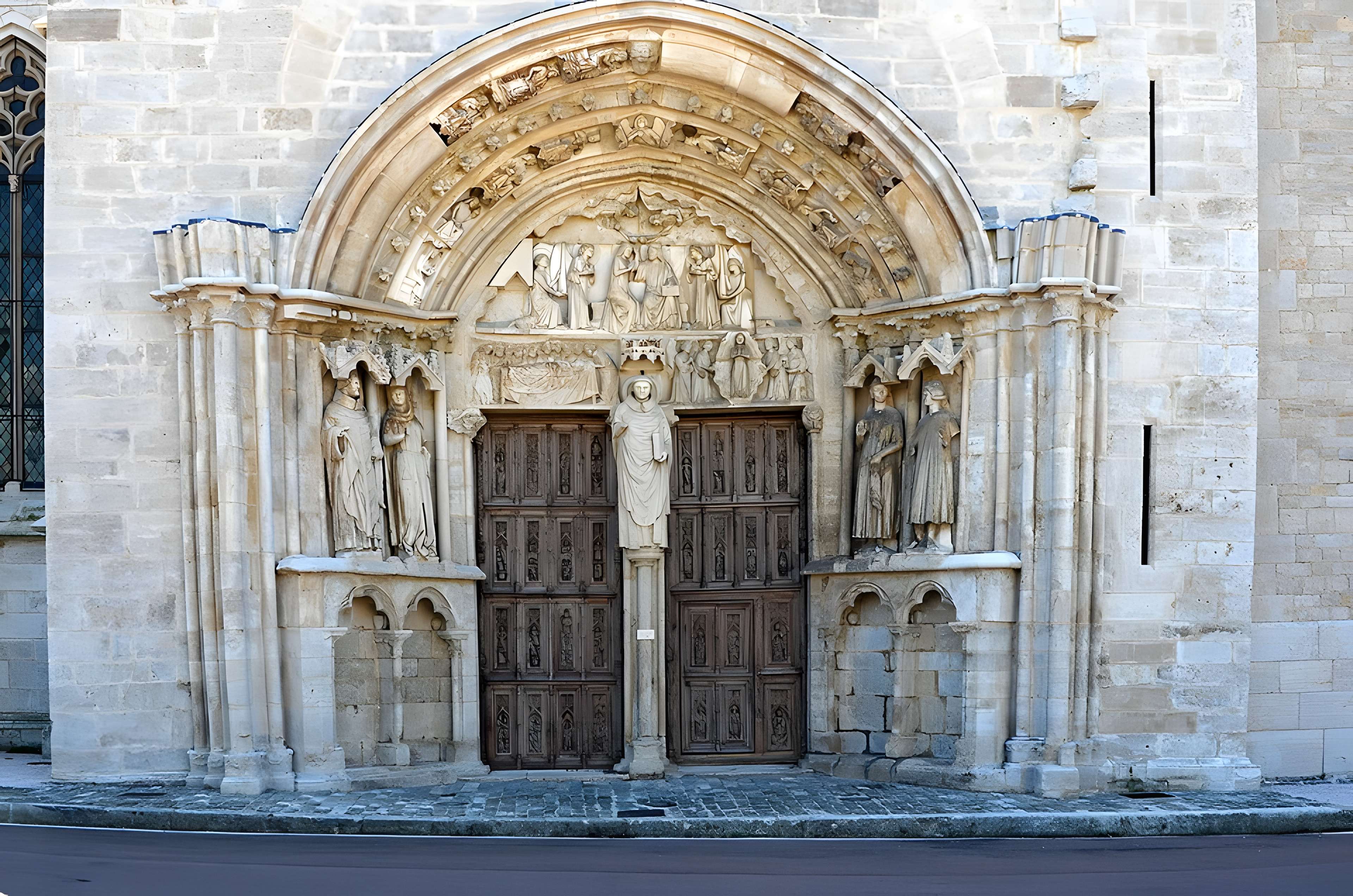 Prieuré de Saint-Thibault