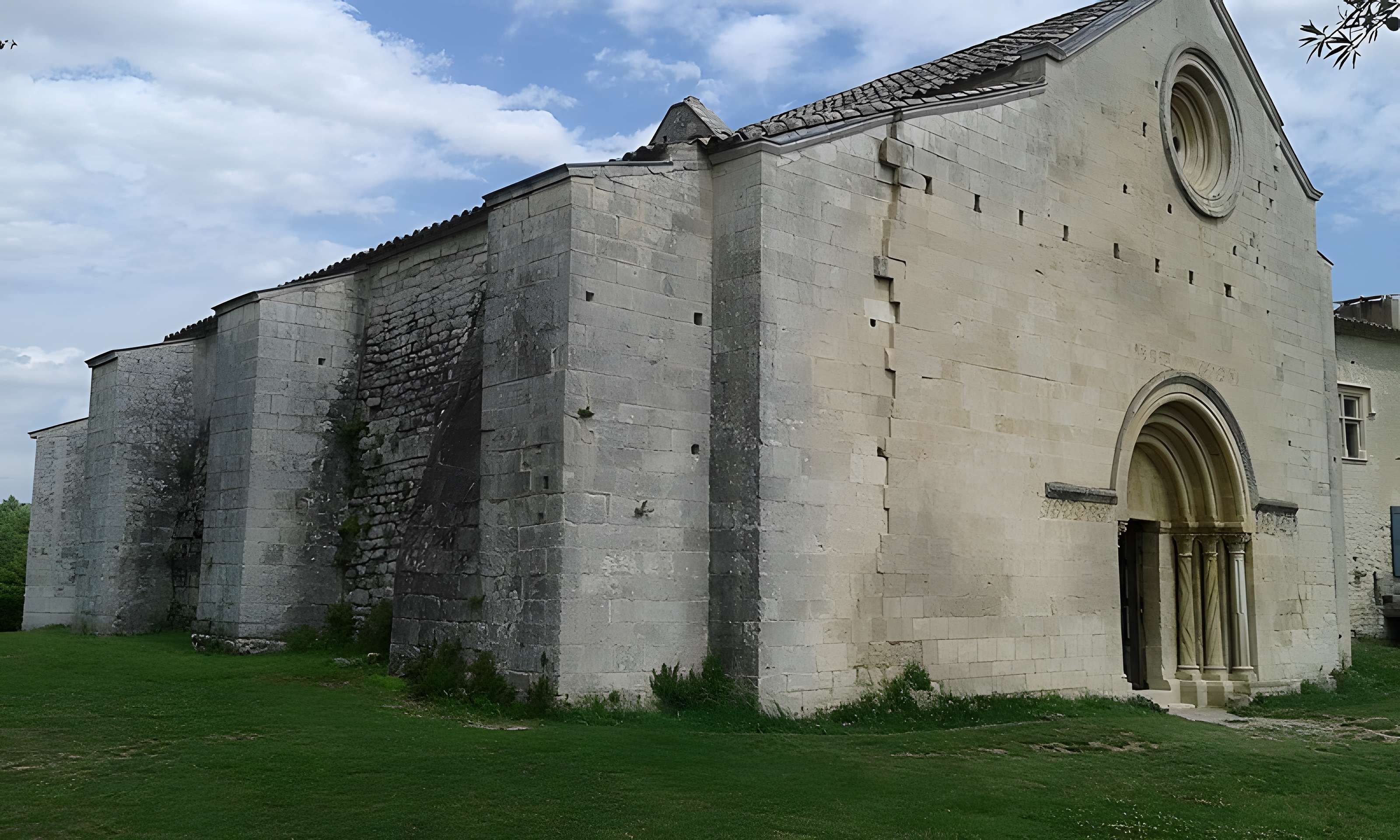 Prieuré Notre-Dame de Salagon