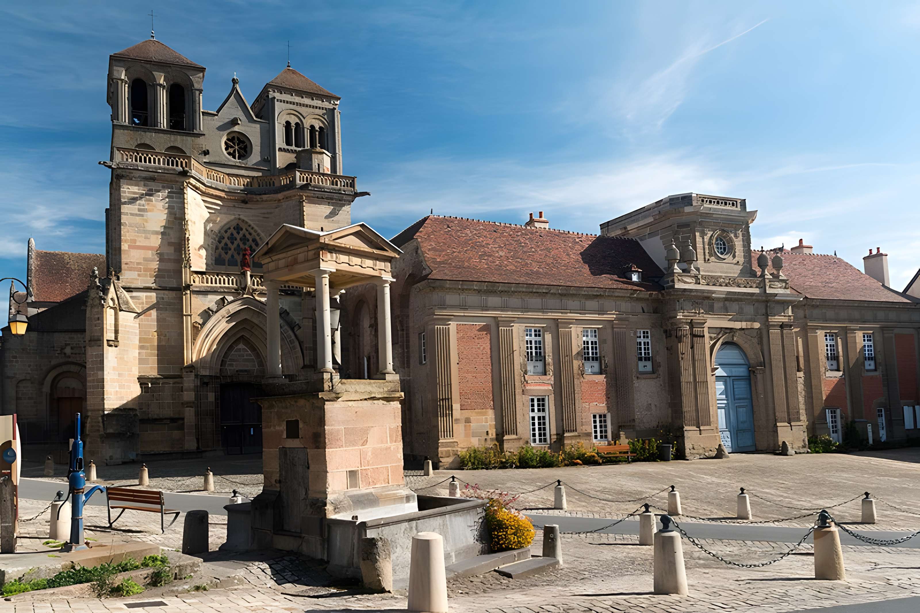 Prieuré Saint-Pierre-et-Saint-Paul de Souvigny