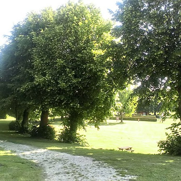 Photo de Château dHeilly également sur commune de Ribemont-sur-Ancre
