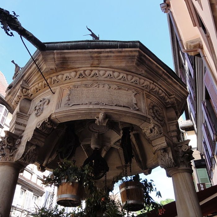 Photo de Puits à six seaux dObernai