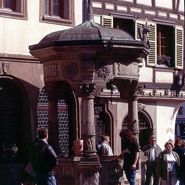 Photo de Puits à six seaux dObernai