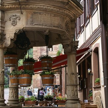 Puits à six seaux dObernai