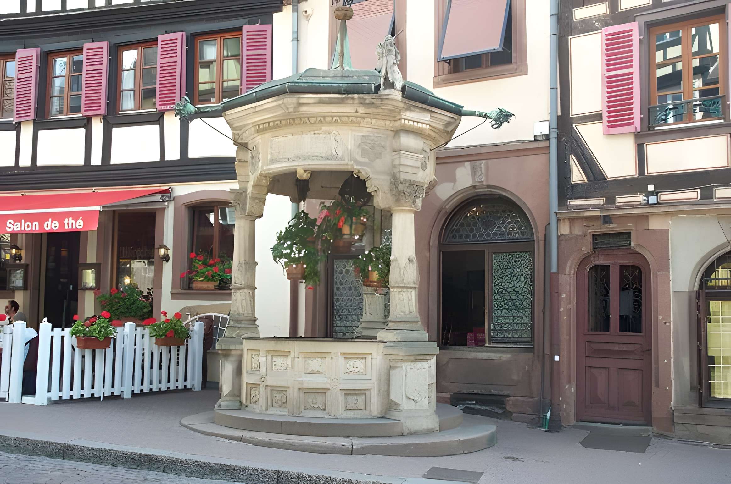 Puits à six seaux d'Obernai