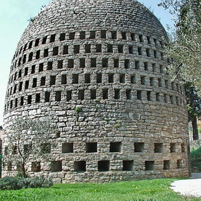 Photo de Puits aérien de Trans-en-Provence