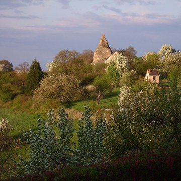 Pyramide de Couhard à Autun