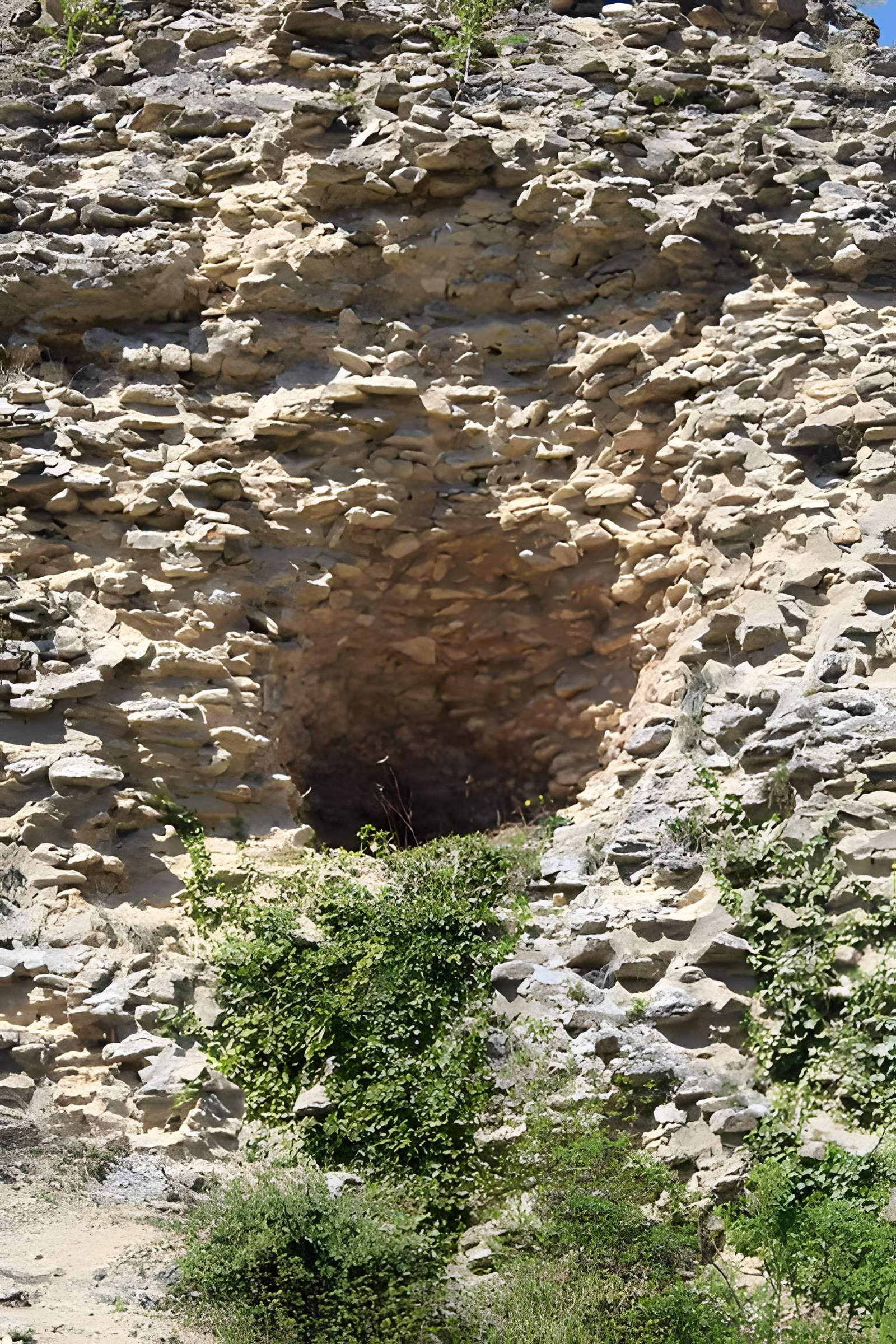 Pyramide de Couhard à Autun