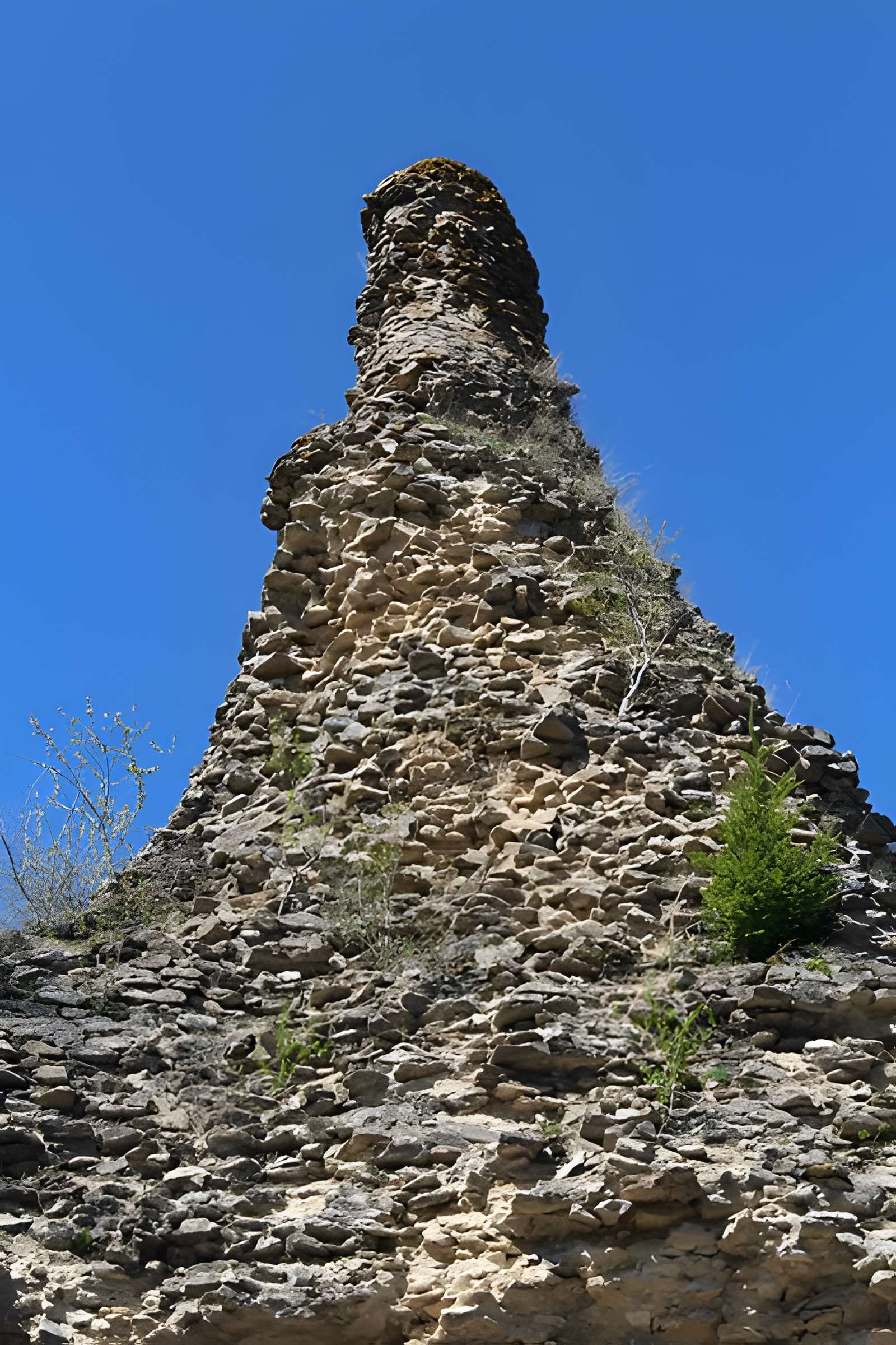 Pyramide de Couhard à Autun