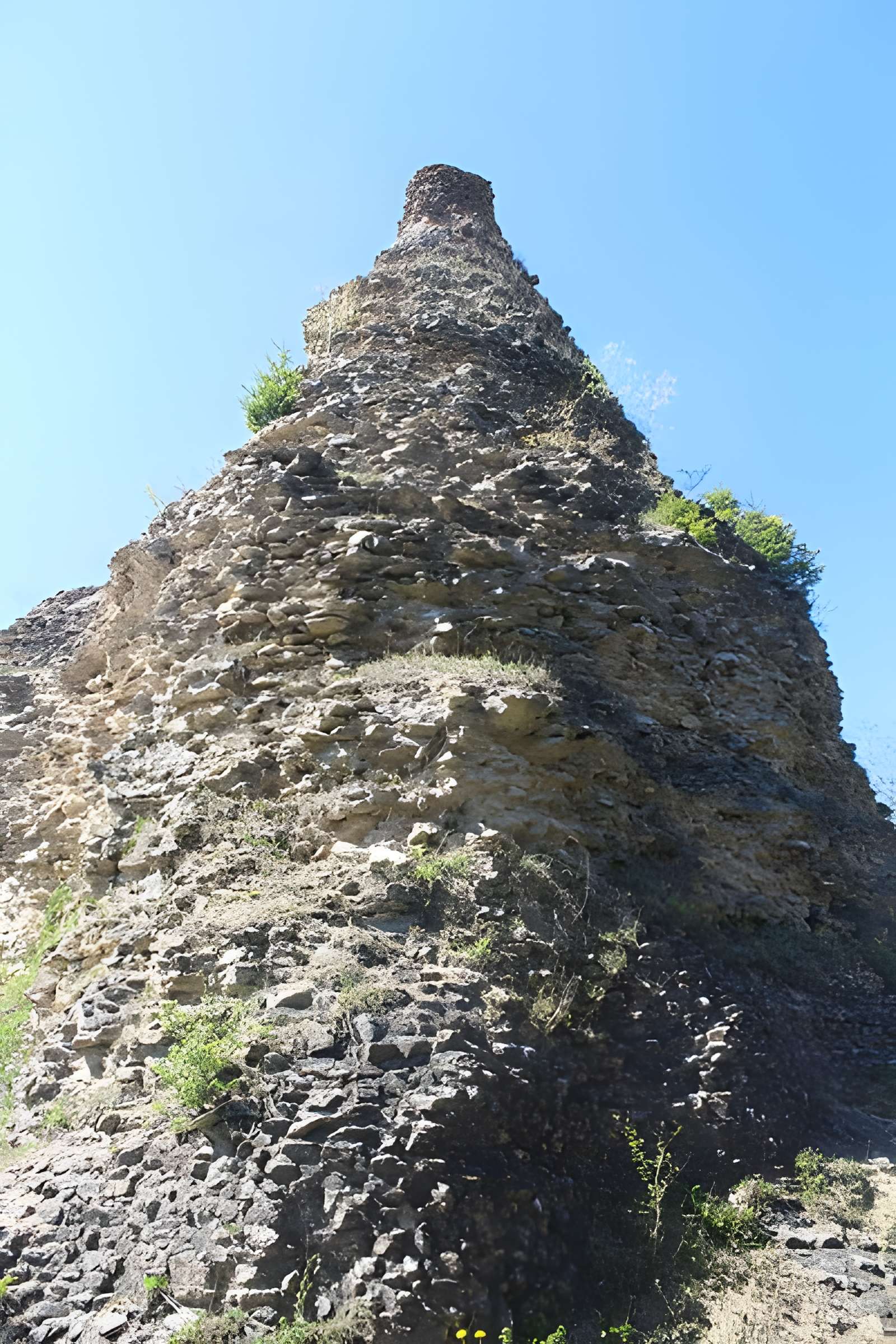 Pyramide de Couhard à Autun