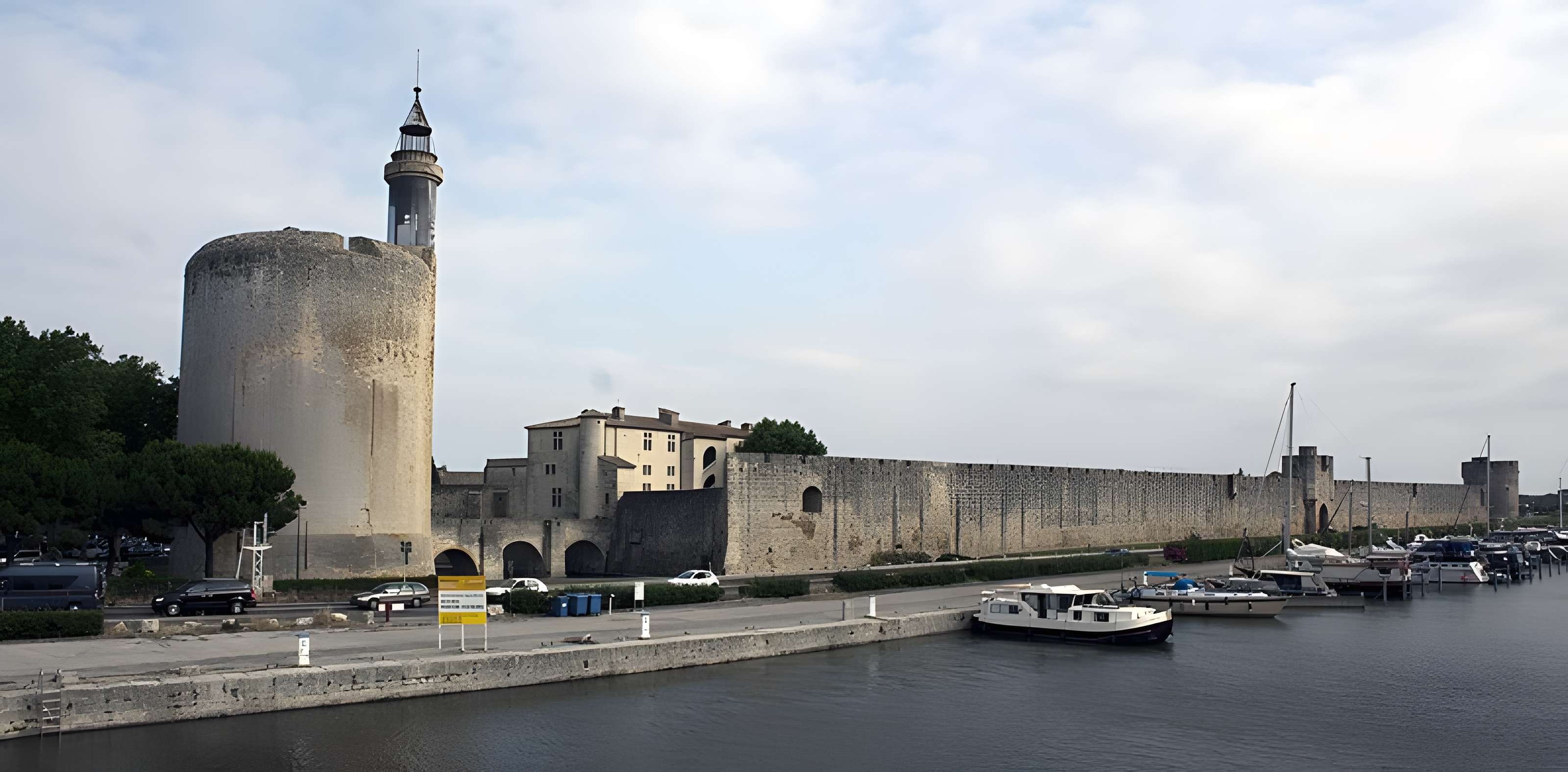 Remparts d'Aigues-Mortes