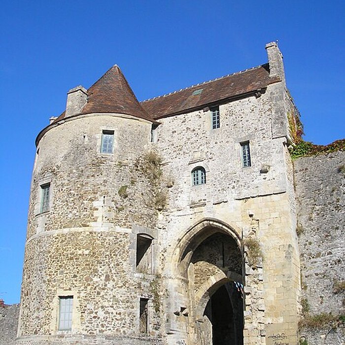 Photo de Remparts de Falaise