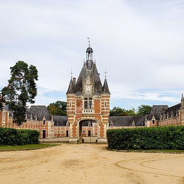 chateau et ses communs