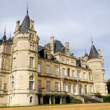 Château et ses communs