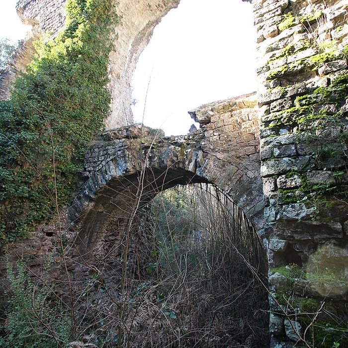 Photo de Aqueduc antique restes de l