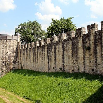 Remparts de Provins