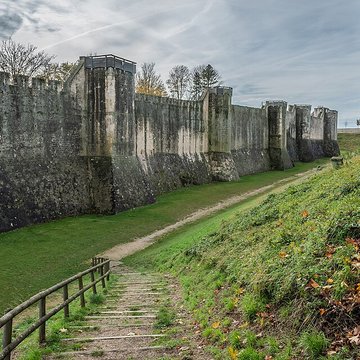 Remparts de Provins