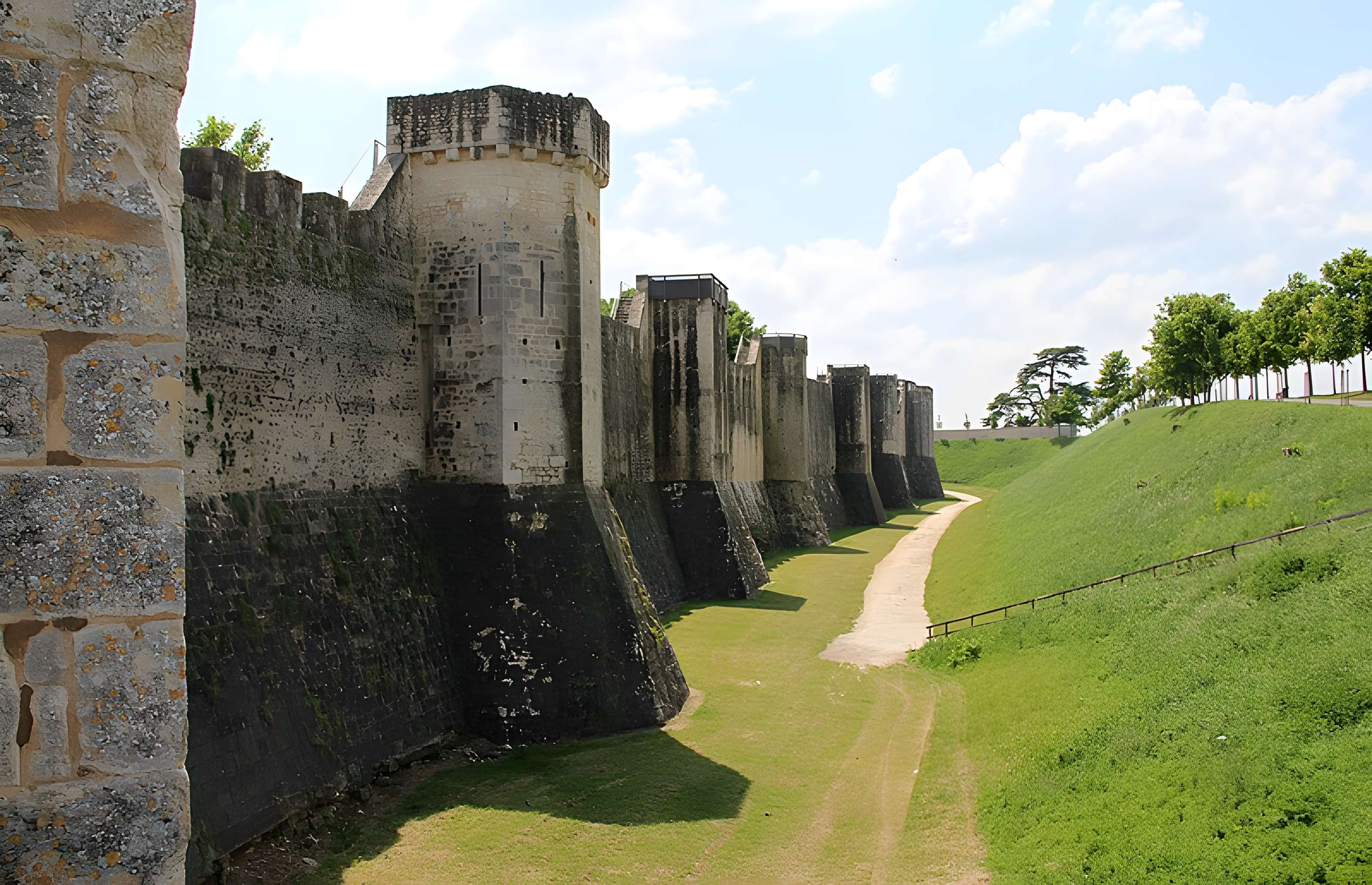 Remparts de Provins