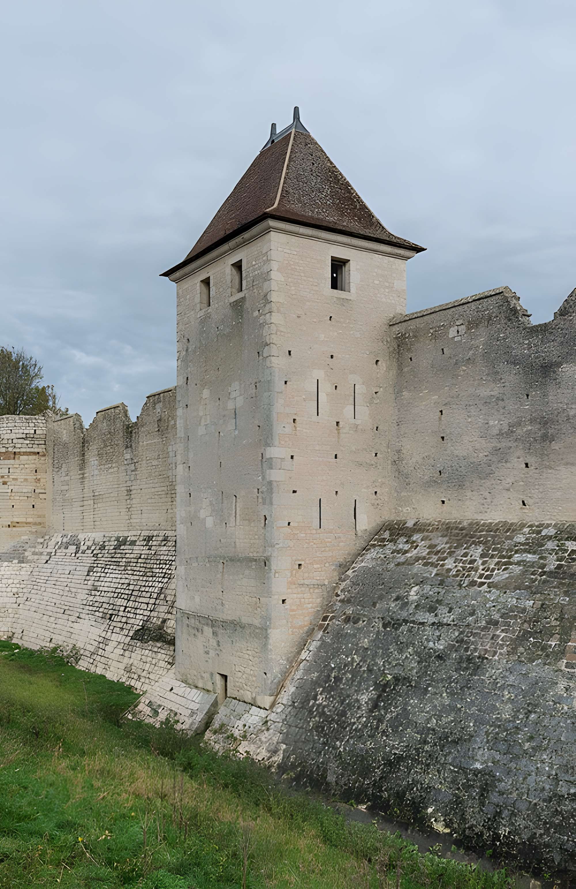 Remparts de Provins