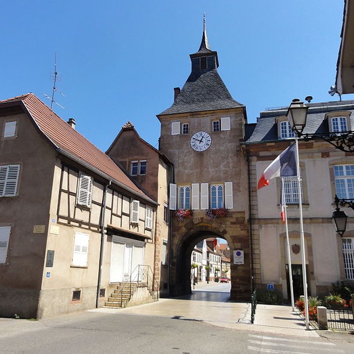 Photo de Remparts et quatre anciennes portes