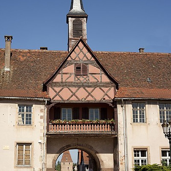 Photo de Remparts et quatre anciennes portes