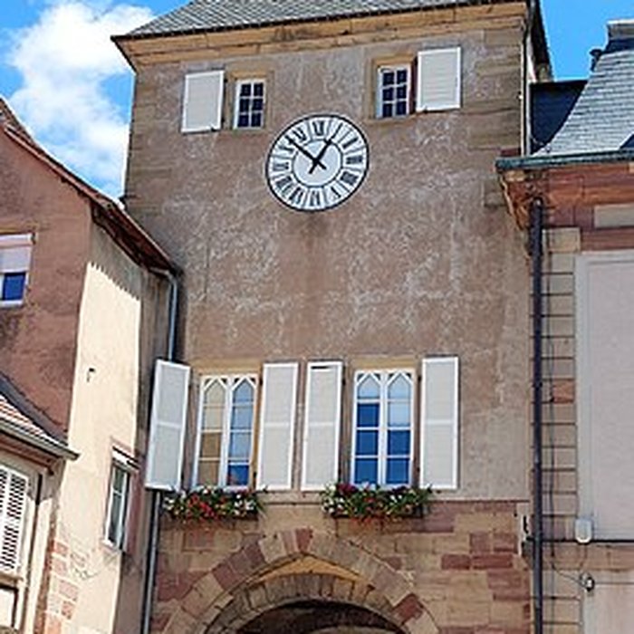 Photo de Remparts et quatre anciennes portes