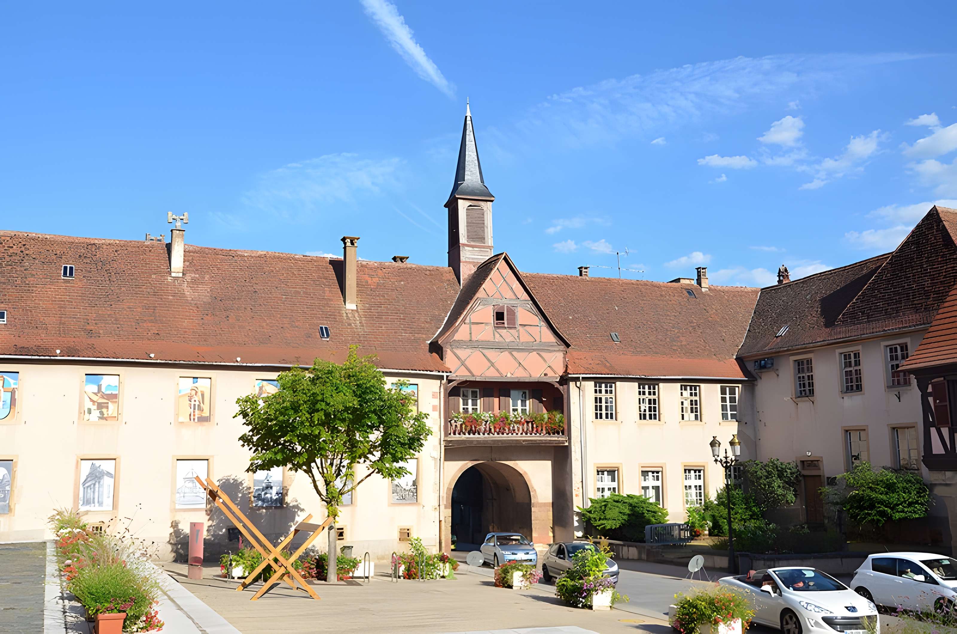 Remparts et quatre anciennes portes