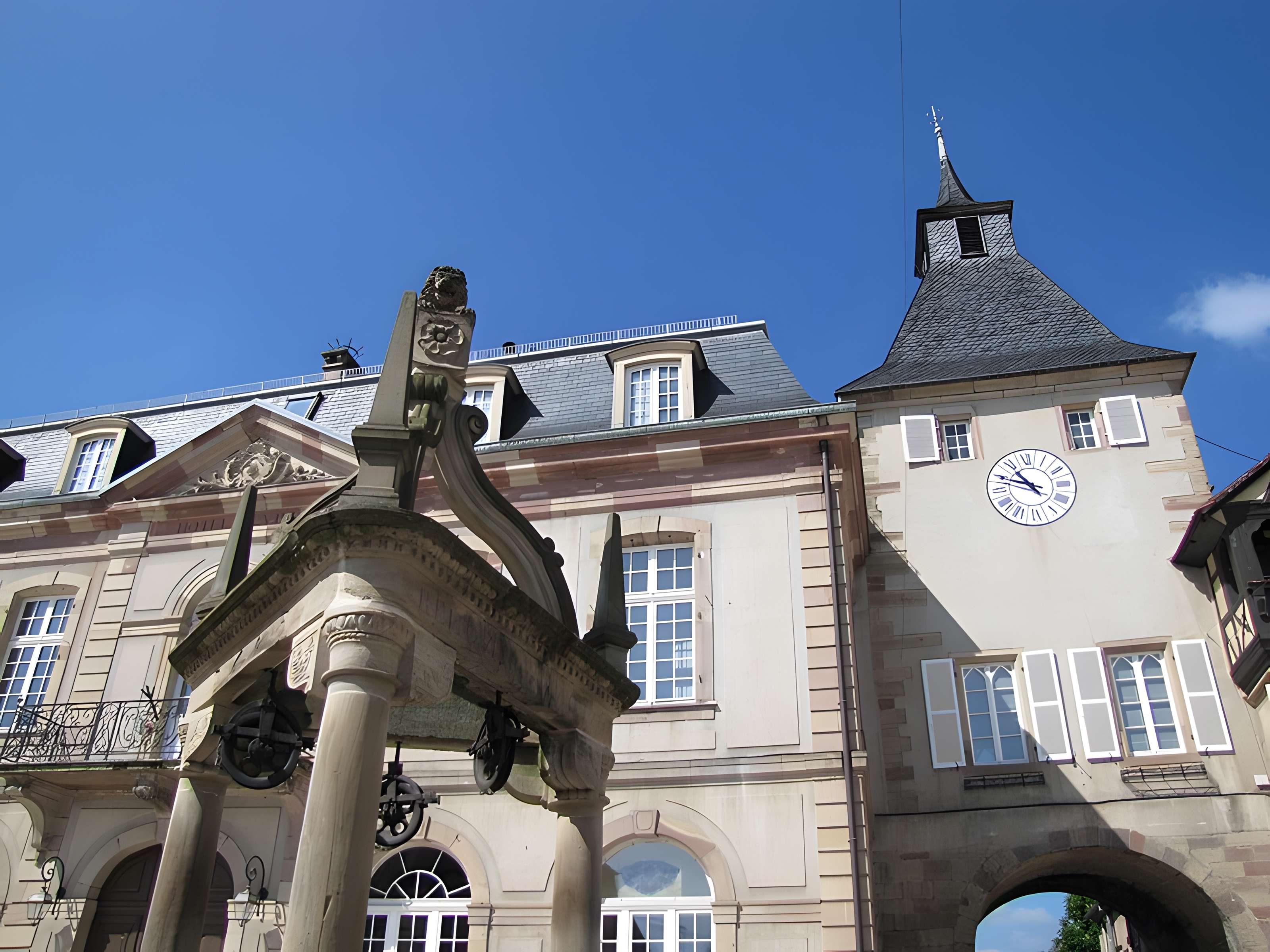 Remparts et quatre anciennes portes