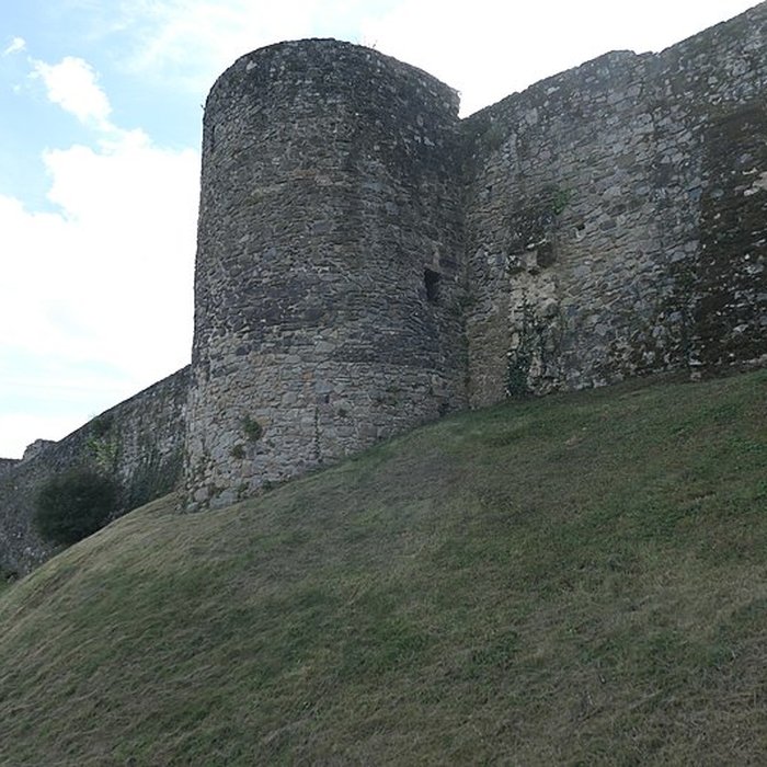 Photo de Remparts de Sainte-Suzanne