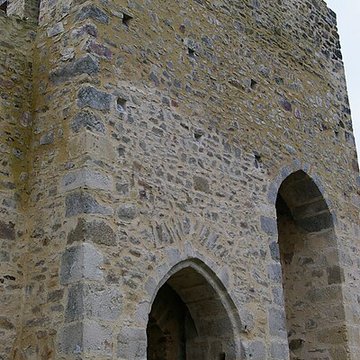 Remparts de Sainte-Suzanne