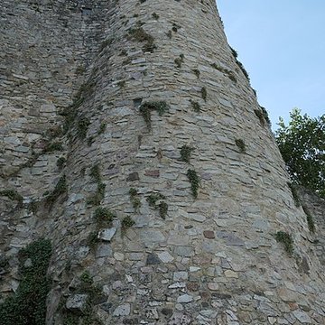 Remparts de Sainte-Suzanne