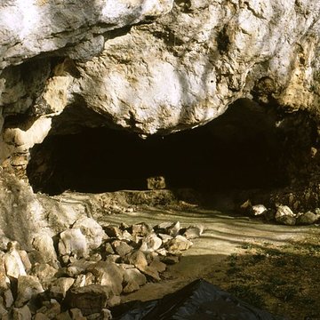 Roc-aux-Sorciers dAngles-sur-lAnglin