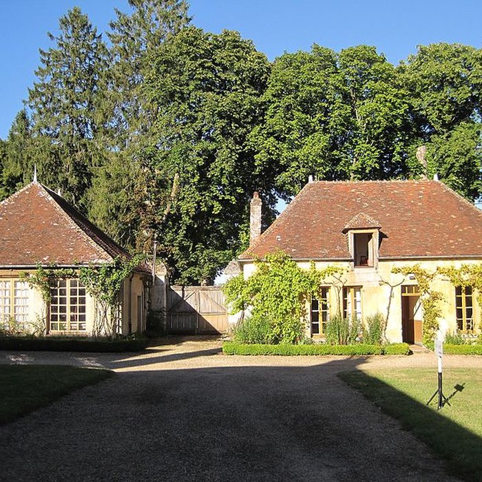 Photo de Château du Tertre également sur commune de Saint-Martin-du-Vieux-Bellême