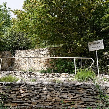 Rucher de la Combe à la Serpent à Corcelles-les-Monts