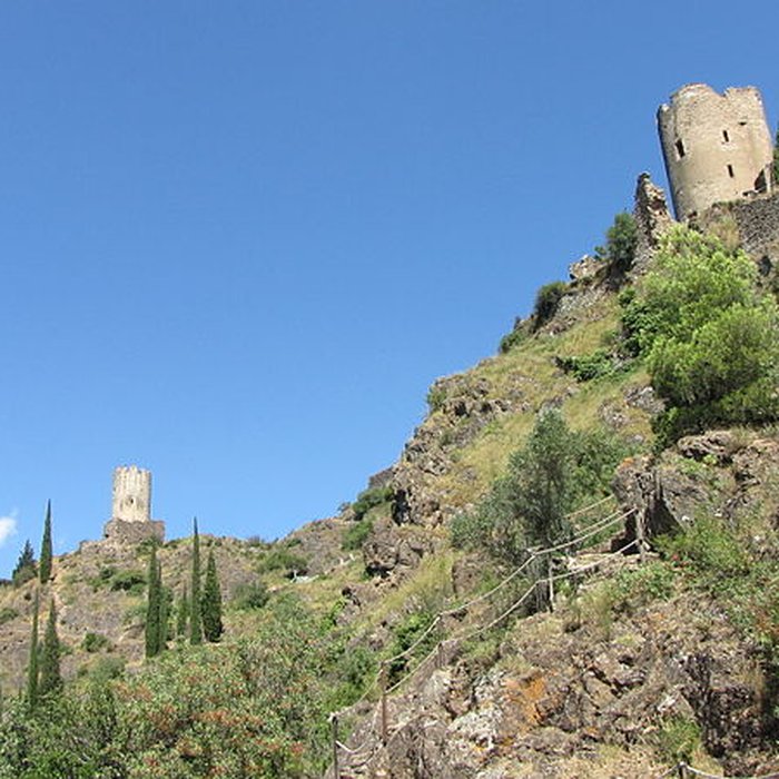 Photo de Ruines des quatre châteaux de Lastours