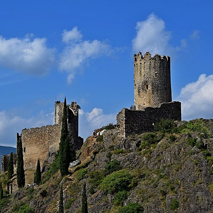 Photo de Ruines des quatre châteaux de Lastours