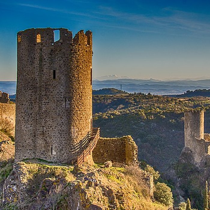 Photo de Ruines des quatre châteaux de Lastours