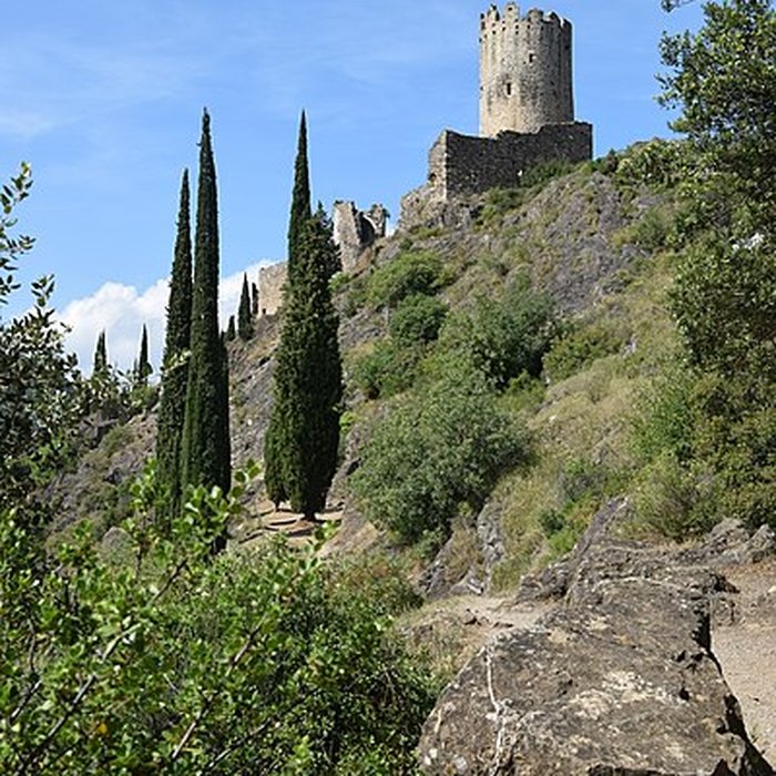 Photo de Ruines des quatre châteaux de Lastours
