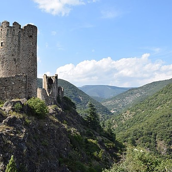 Photo de Ruines des quatre châteaux de Lastours