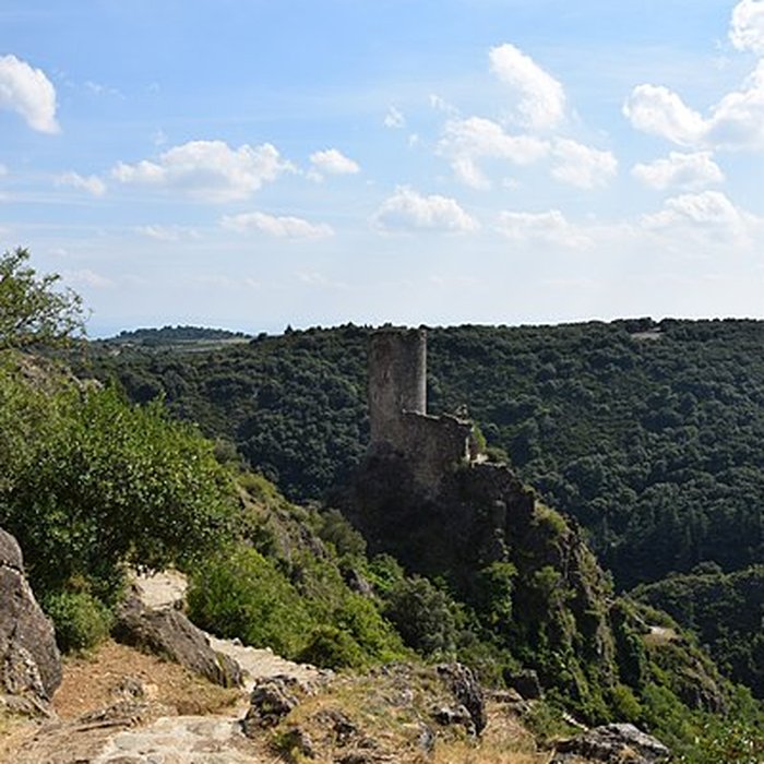 Photo de Ruines des quatre châteaux de Lastours