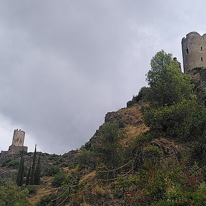 Photo de Ruines des quatre châteaux de Lastours