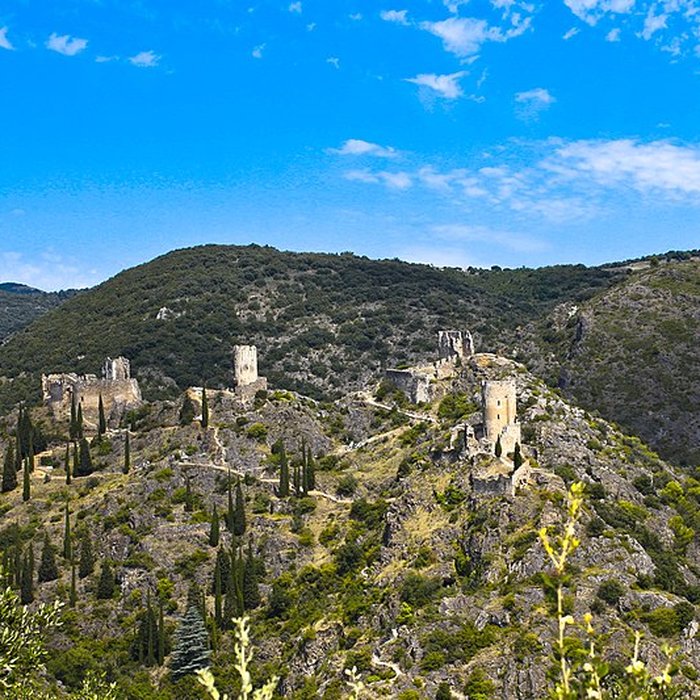 Photo de Ruines des quatre châteaux de Lastours