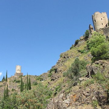 Ruines des quatre châteaux de Lastours