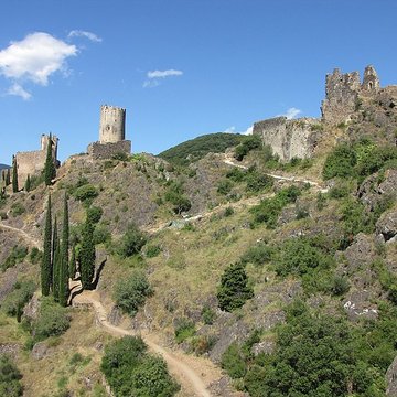 Ruines des quatre châteaux de Lastours