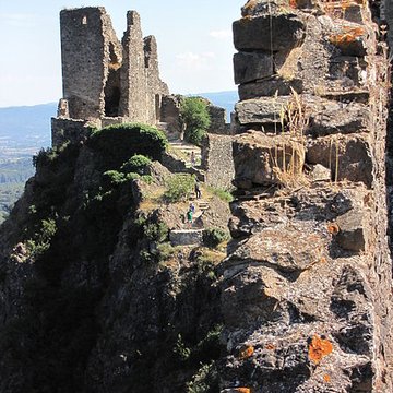 Ruines des quatre châteaux de Lastours
