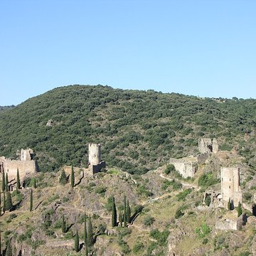 Ruines des quatre châteaux de Lastours
