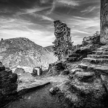 Ruines des quatre châteaux de Lastours